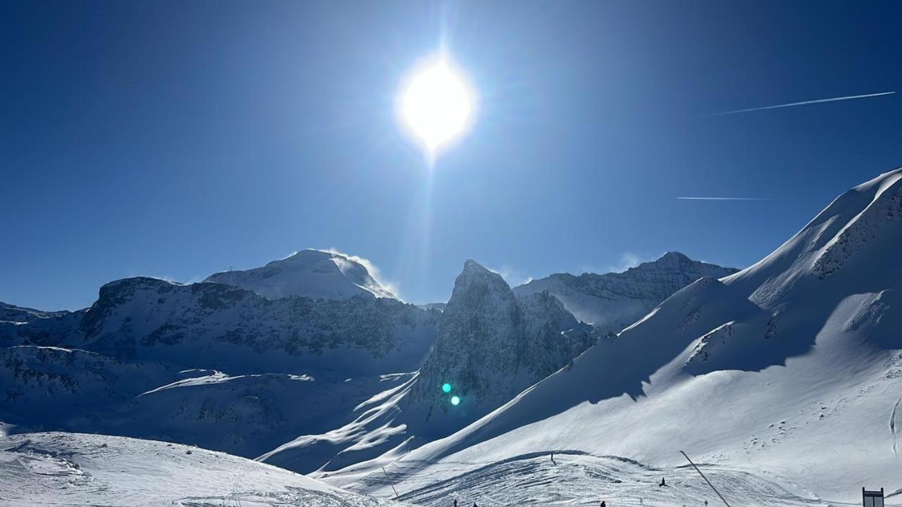 Chalet Hotel L'Ecrin تينْيِ المظهر الخارجي الصورة